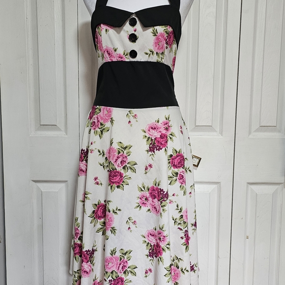 Floral Halter Dress with Black Accents - Picture 3 of 7